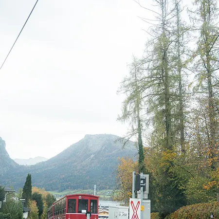 Farawayhomes St Wolfgang #6 아파트 *